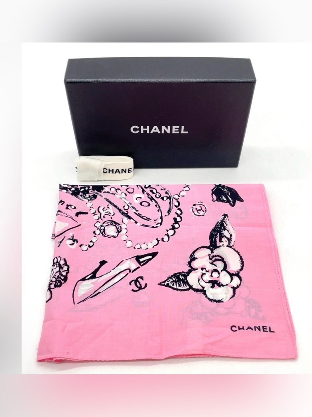 CHANEL 93P Pink Cotton Scarf Camellia Pearls Bows Classic Flap Bag Sketch Motifs - Picture 3 of 6